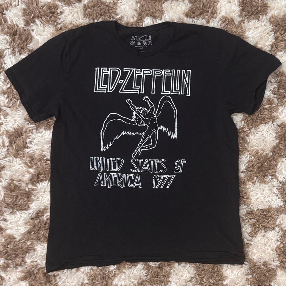Led-Zeppelin Black Graphic Tee